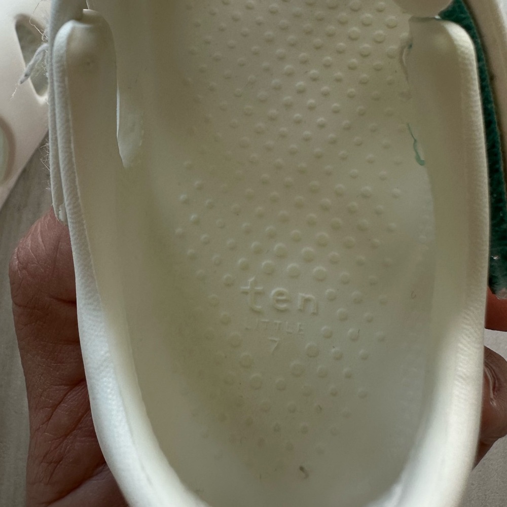 Ten Little Splash Sandals in Soft White - Picture 5 of 6
